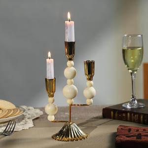 Aromathérapie française Scène <span class=keywords><strong>de</strong></span> dîner <span class=keywords><strong>de</strong></span> Noël Accessoires <span class=keywords><strong>de</strong></span> tournage <span class=keywords><strong>de</strong></span> <span class=keywords><strong>film</strong></span> et <span class=keywords><strong>de</strong></span> télévision Bougeoir en perles <span class=keywords><strong>de</strong></span> bois rétro créatif - Product Image 3