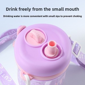 Copo de Plástico para o Verão para Estudantes e Casais, Design Moderno e Minimalista, Presente Pequeno Personalizável, Copo de Chá - Product Image 4