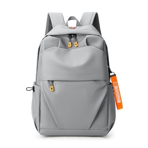 Sac à dos de sport décontracté, style moderne et simple, résistant à l'eau, grand espace, avec chargement USB - Product Image 6