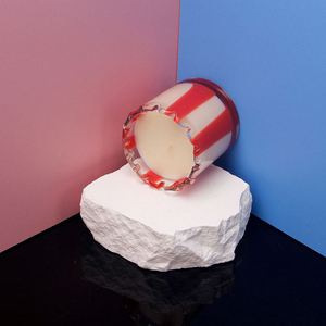 Vela cilíndrica a rayas rojas y blancas en frasco de vidrio, perfumada para decoración del hogar, estilo clásico, una mecha, cera de parafina - Product Image 2