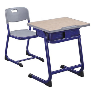 Ensemble bureau et chaise double pour étudiants avec design confortable et réglable pour l'étude en classe au lycée - Product Image 2