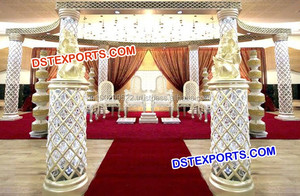 Glamoroso Mandap/Escenario de Boda con Cristales en Espiral, Impresionante Mandap de Boda de Cristal, Moderno Mandap de Cristal de Fibra con Espiral Dorada, Virginia - Product Image 4