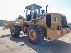 รถตักล้อยาง Caterpillar 966H มือสองจากซัพพลายเออร์ น้ำหนัก 15 ตัน รุ่นปี 2020 กำลัง 92 กิโลวัตต์ ใช้งาน 2500 ชั่วโมง พร้อมเกียร์และปั๊ม เครื่องจักรก่อสร้างสำหรับขาย - Product Image 2