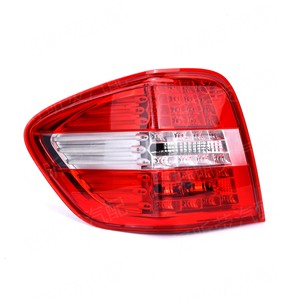 Conjunto de Luces Traseras para Mercedes-Benz W164 ML300 2009-2011 OE 1648202864, Luces de Freno y Direccionales - Product Image 1