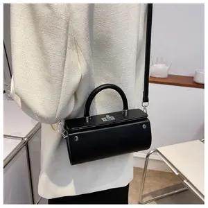 2023 New Fashion Runde Damen Handtaschen PU Leder Kreuz Schulter Hot Small Jelly Büro tasche für Frauen Gute Qualität Handtasche