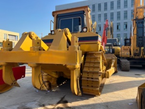 รถดันดินตีนตะขาบ CAT D6R รุ่นพรีเมียมแท้ พร้อมหัวริปเปอร์ สำหรับงานก่อสร้างและงานดิน - Product Image 6
