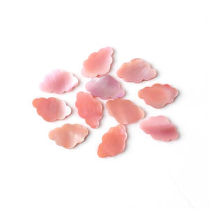 उच्च गुणवत्ता वाले गुलाबी शेल थोक अनुकूलित फ्लैट बैक क्लाउड आकार के लिए मोती गहने की प्राकृतिक माँ - Product Image 1