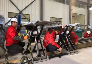 Elevador de Tijera Hidráulico con Liberación Eléctrica, Elevador de Tijera Móvil de Altura Media, Accionamiento Hidráulico para Uso Automotriz - Product Image 3