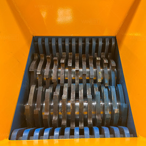 Broyeur de recyclage Vanest certifié CE pour le traitement des disques durs d'ordinateur, des tapis, des moquettes et des déchets de caoutchouc - Product Image 3