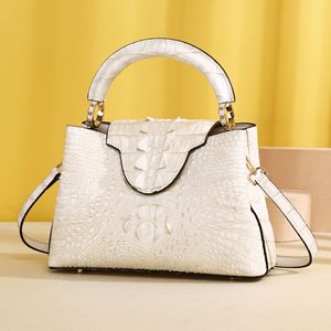 Borsa da donna bianca con motivo coccodrillo, nuova borsa alla moda, elegante e versatile, può essere indossata <span class=keywords><strong>a</strong></span> spalla <span class=keywords><strong>o</strong></span> <span class=keywords><strong>a</strong></span> tracolla. - Product Image 6