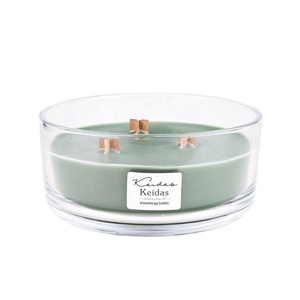 Velas Verdes Elípticas de Cera de Soja de 3 Mechas con Aroma a Vainilla - Product Image 1