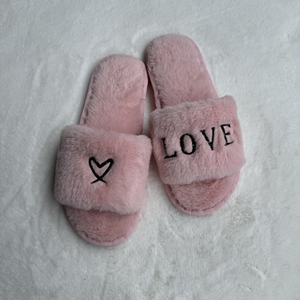 Nuevas Pantuflas de Piel para Otoño e Invierno, Antideslizantes, con Suela Suave, Bordadas, con Aroma Delicado - Product Image 2