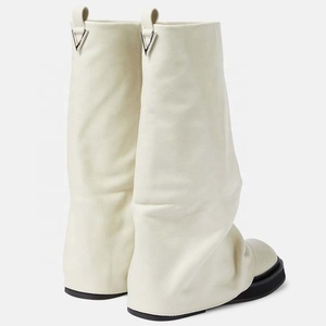 Botas Altas de Mujer con Suela Gruesa, Parte Superior Holgada, Tacón Plano de Cuero, Punta Cuadrada, Estilo Holgado, Ajuste Ancho - Product Image 4