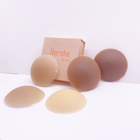Protège-mamelons en silicone réutilisables, imperméables, adhésifs et sans couture pour femmes