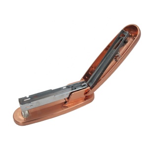 <span class=keywords><strong>Agrafeuse</strong></span> <span class=keywords><strong>Rose</strong></span> Doré et <span class=keywords><strong>Agrafeuse</strong></span> Métallique Dorée Fantaisie, Papeterie de Bureau de Luxe <span class=keywords><strong>Rose</strong></span> Doré - Product Image 6