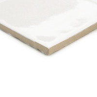 Carrelage en céramique blanc du Maroc 10x10 cm 8mm brillant texture unie bords irréguliers pour murs intérieurs de salle de bain