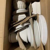 Expédition Rapide Stock de Céramique Blanche Vaisselle en Porcelaine Irrégulière Assiettes et Bols en Céramique Stock Mixte par Boîte Carton