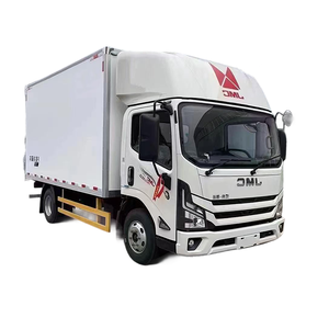 Camion frigorifique JMC 4x2 diesel manuel pour la logistique de la chaîne du froid, camionnette de livraison de produits frais en ville <span class=keywords><strong>à</strong></span> <span class=keywords><strong>vendre</strong></span> - Product Image 1