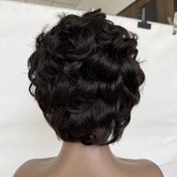 Perruque courte en dentelle complète, cheveux humains ondulés naturels, coupe pixie pour femmes
