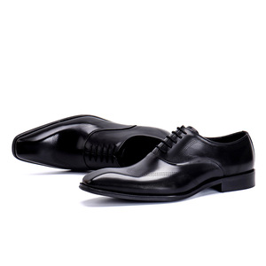 High-quality luxurious British Oxford <b>shoes</b> - men's hand-painted and embossed leather brogue <b>shoes</b> - Product Image 3