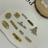 Kancing Dekoratif Multiwarna Berlapis Emas Perak Paduan Logam Berhiaskan Batu Rhinestone Bentuk Huruf Kupu-kupu Untuk Pakaian, Tas, Sepatu, dan Aksesoris DIY