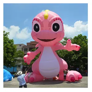 영화 홍보를 위한 영화 특성 거대한 팽창식 분홍색 용 모형