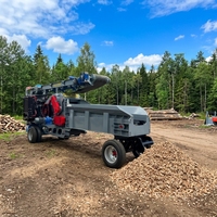 Broyeur et déchiqueteur de bois automatique à moteur CE avec une capacité de 3 à 40 tonnes pour la production de sciure de bois en agriculture et foresterie