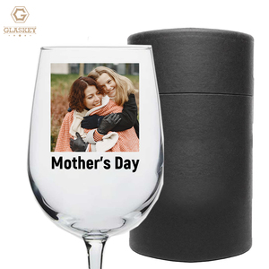 Cadeau <span class=keywords><strong>personnalisé</strong></span> pour la fête des mères Verre à vin rouge en cristal sans plomb <span class=keywords><strong>Photo</strong></span> à motif <span class=keywords><strong>personnalisé</strong></span> Verres à vin rouge blanc pour les amateurs de vin - Product Image 3
