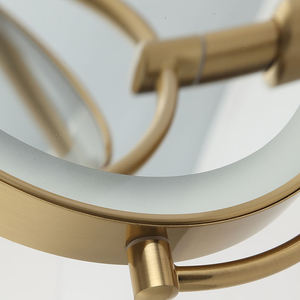 Produits tendance en Chine Ventes folles Led Alimenté par batterie Miroir de maquillage à rotation de 360 degrés - Product Image 5