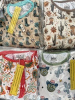 Babylovey Lage MOQ Baby Rompers Groothandel Kleding Kerst Bamboe Slaapkleertjes Pyjama's Lange 2-weg Rits YKK Baby Rompertjes