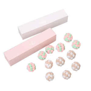 Jouets <span class=keywords><strong>pour</strong></span> <span class=keywords><strong>chat</strong></span> en peluche ronds avec cloche à l'intérieur, emballés en boîte, vente en gros par le fabricant, 2025 - Product Image 1