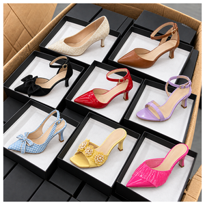 Lots en gros de sandales pour femme, sélection premium de chaussures féminines du Vietnam, sandales décontractées d'été pour femme - Product Image 2