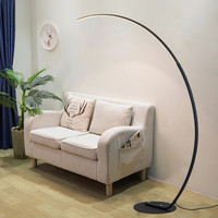 Lampadaire LED moderne nordique avec abat-jour en métal Design debout en arc pour décor de salon d'hôtel pour la pêche d'angle