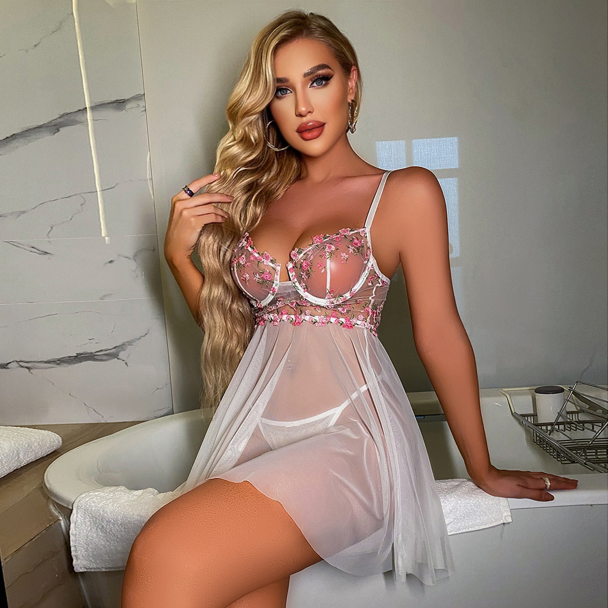 nuisette sexy lingerie 👰🏻‍♀️❤️Nuisette Sexy 👰🏻‍♀️❤️ ✨Nuisette +string✨ Photos réelles ✓✓  Taille 36/38/40/42/44/46❤️👰🏻‍♀️ Watsapp :28173672 ☎️ 🌸 Pijama By  souleima 🌸 Livraison a domicile 🏡