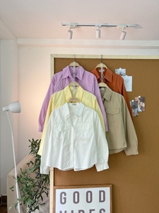 Camisa Caqui de Algodón de Longitud Media para Mujer A770 con Dos Bolsillos Elegantes, Cuello Camisero con Bolsillos, Primavera Verano - Product Image 1