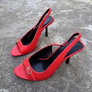 Женские босоножки на высоком каблуке с круглым носком - Product Image 3