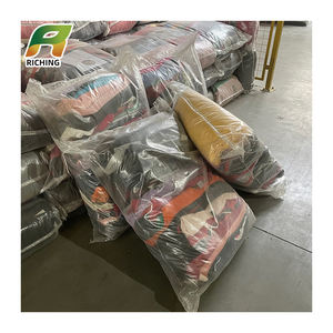 Ballots de vêtements d'occasion en gros d'usine, vêtements de marque usagés de Grade A, ballots de t-shirts et vestes pour enfants, vêtements vintage - Product Image 1