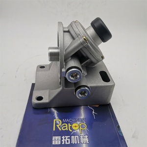 Base de Filtro para Excavadora RATOP PL270 PL420 PL420-B, Carcasa de Filtro de Aceite y Combustible - Product Image 4