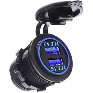 4.2A 12V doppia presa USB per auto presa di corrente impermeabile con 2 prese di corrente AC 12V DC presa per auto industriale a doppia porta di ricarica - Product Image 1