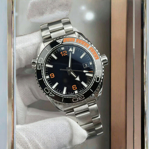 カスタマイズされた高品質防水腕時計、夜光針とサファイアミラー仕上げのステンレススチール製メンズウォッチ - Product Image 4