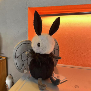 Peluche JC Style <span class=keywords><strong>Mothman</strong></span> 21cm avec base lestée, fourrure shaggy haute densité, oreilles de lapin, ailes de moustache, peluche super douce anti-stress - Product Image 2