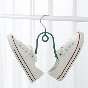 Zapatero con ganchos para uso en interiores y exteriores, colgador recubierto de plástico verde oscuro, soporte de secado, forma rectangular - Product Image 2