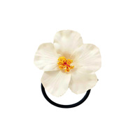 Accessoire capillaire pour filles : Élastique à cheveux en tissu doux motif Hibiscus et Plumeria, pour la création de chignons, et pince à cheveux de voyage. Une beauté qui réchauffe le cœur.