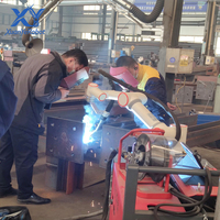 Robot de soudage collaboratif FR10, moteur 6 axes, charge utile de 5 kg, supports en aluminium, fonctionnalité Drag-to-Teach, opérations de soudage flexibles et efficaces