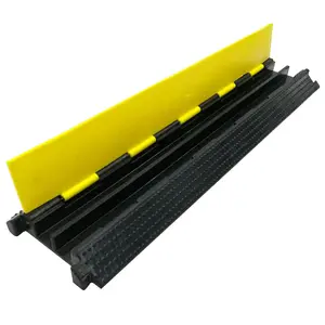 야외 검은 색과 노란색 2 채널 고무 바닥 커버 케이블 커버 프로텍터
