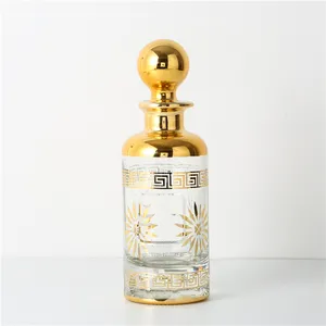价格便宜的定制Attar 200毫升玻璃香水瓶带有商标雕刻阿拉伯瓶的香水油