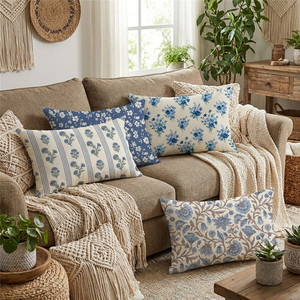 Housse de coussin décorative en polyester imprimé motif fleur bleue style dessin animé français, sans rembourrage, faite à la main, pour canapé de salon - Product Image 2