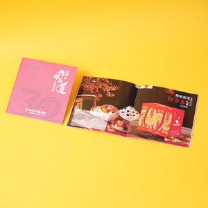 Brochures personnalisables en papier d'art de point de selle d'estampage à chaud en or noir <span class=keywords><strong>Livre</strong></span> en carton pour les looks de mode et les galeries d'art - Product Image 2