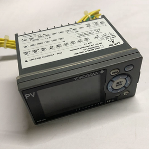Indicador Digital Yokogawa Original con Alarmas UM33A-000-11 UM33A-020-10/DC Numérico en Stock - Product Image 3