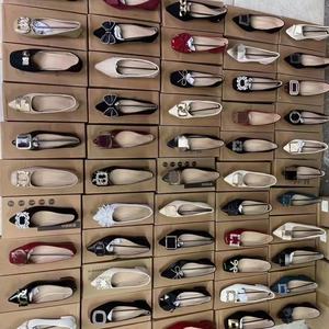 تشكيلة أحذية نسائية بكعب موديل جديد بمقدمة ضحلة وكعب عريض مناسبة للعمل والفساتين للبيع بالجملة - Product Image 2